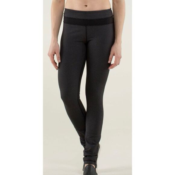 Lululemon Skinny Groove Pant Black - Picture 1 of 8